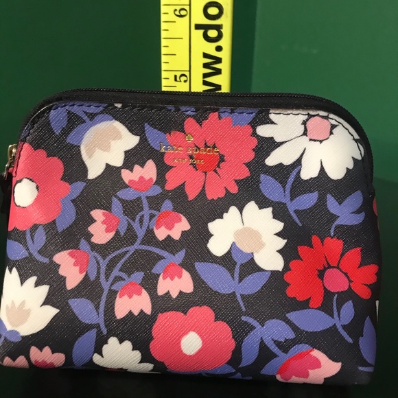 Kate Spade Cameron Street Floral Briley Set - Picture 15 of 15